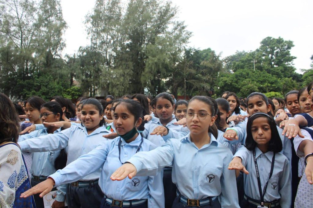 INDEPENDENCE DAY CELEBRATION Students pledge
